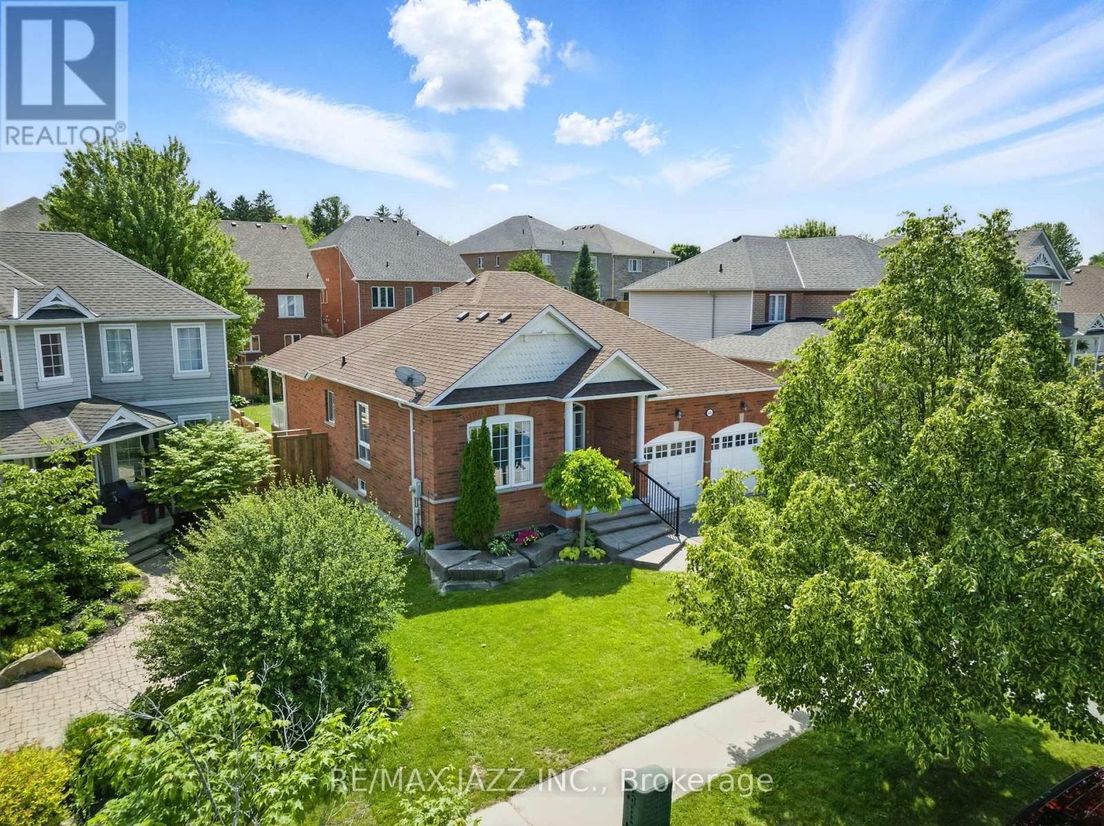 484 VICTORIA STREET Image 3