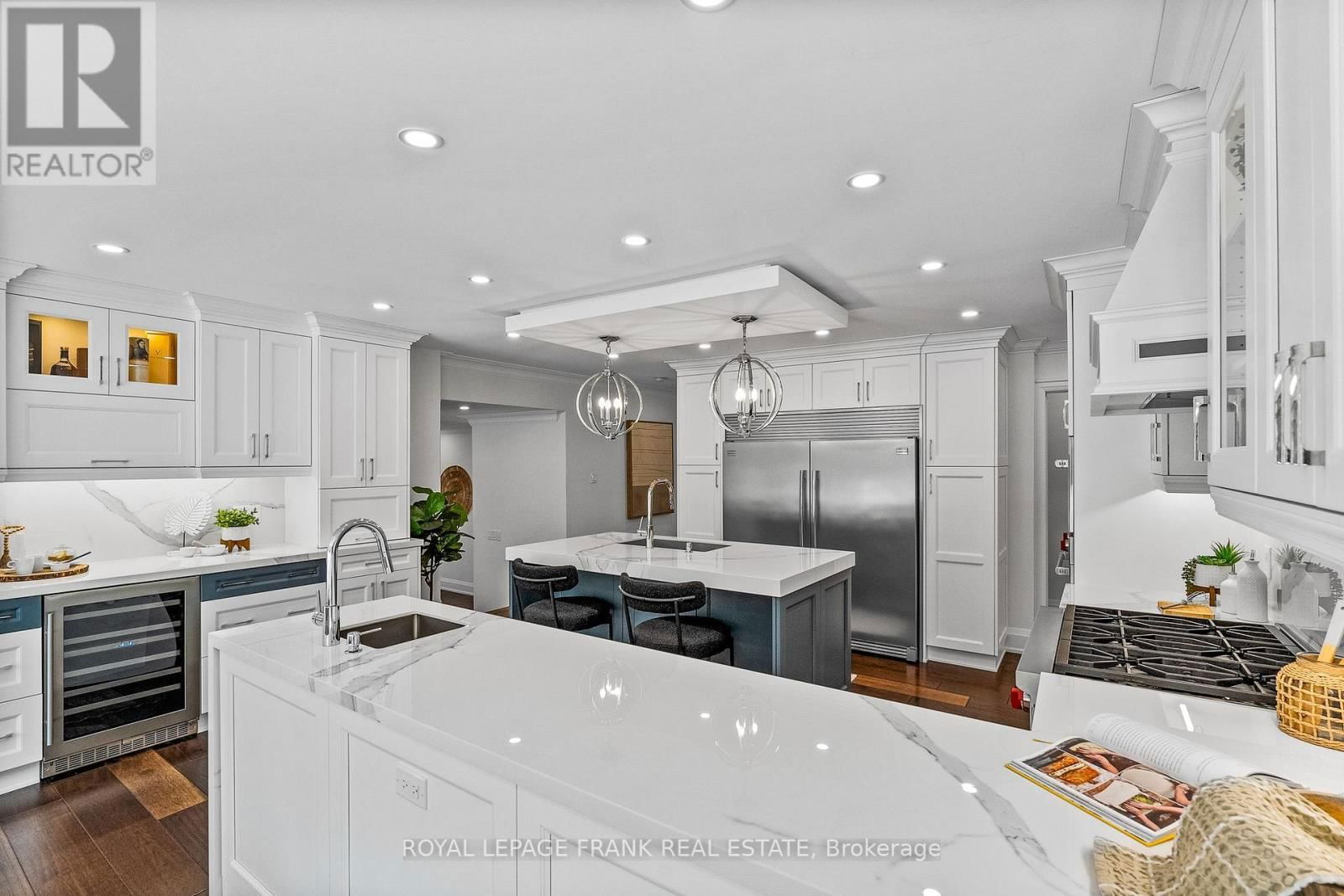 251 SHERWOOD COURT Image 10