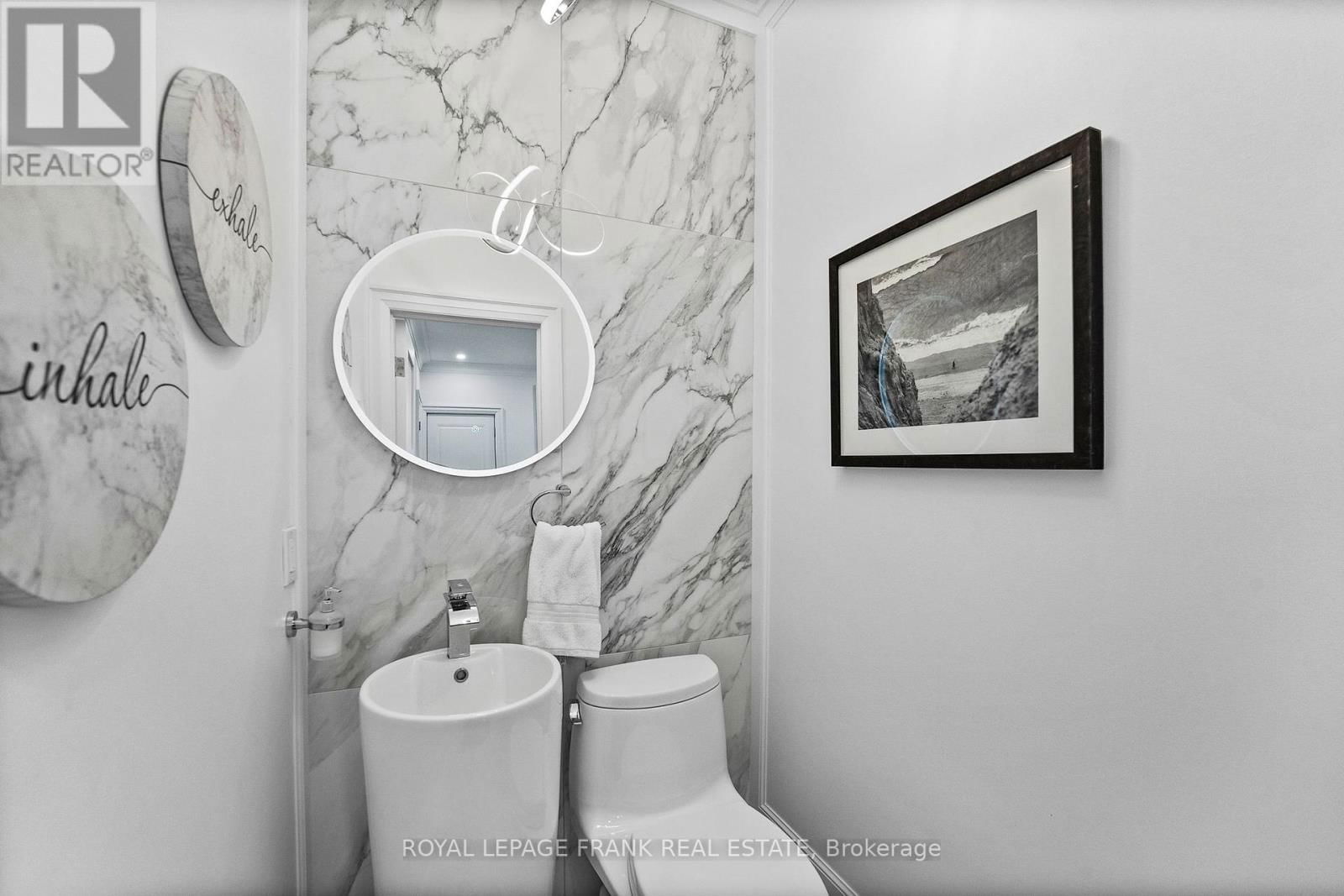 251 SHERWOOD COURT Image 21