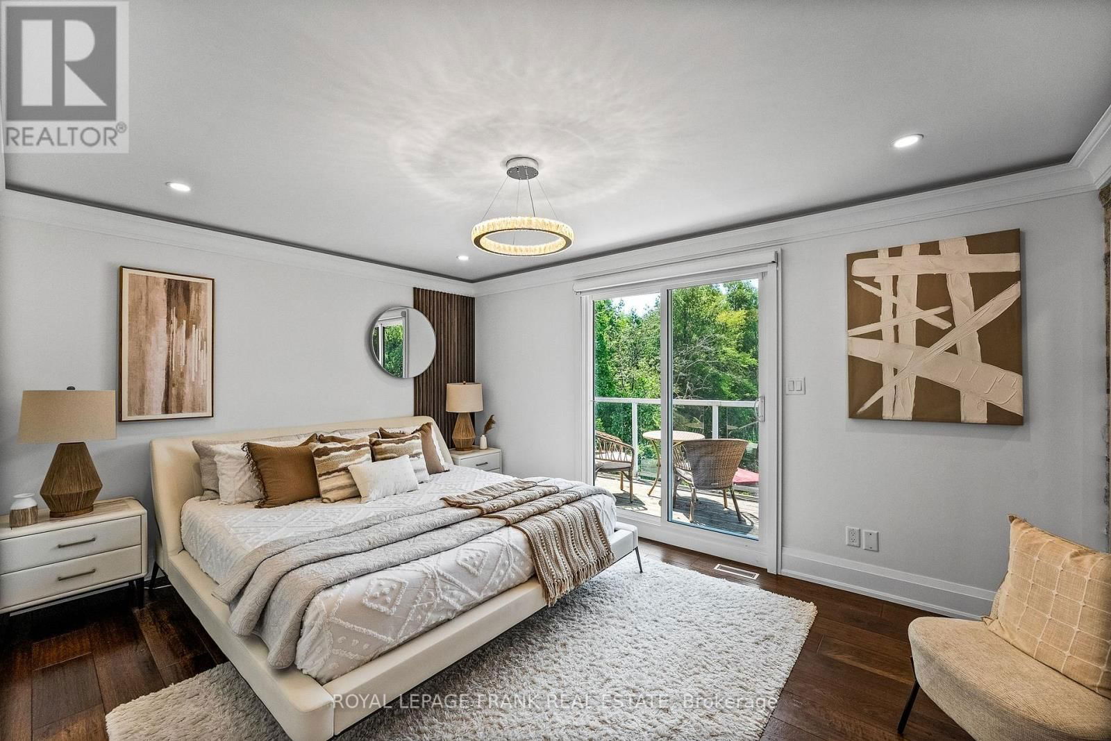 251 SHERWOOD COURT Image 25