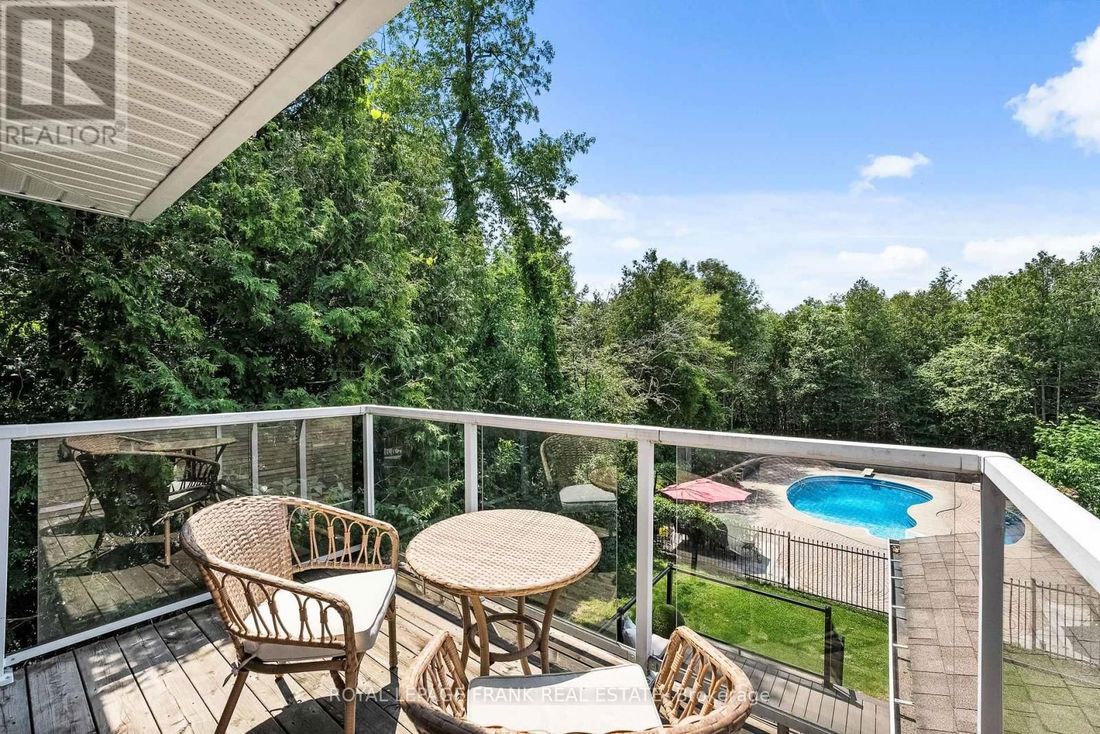 251 SHERWOOD COURT Image 28