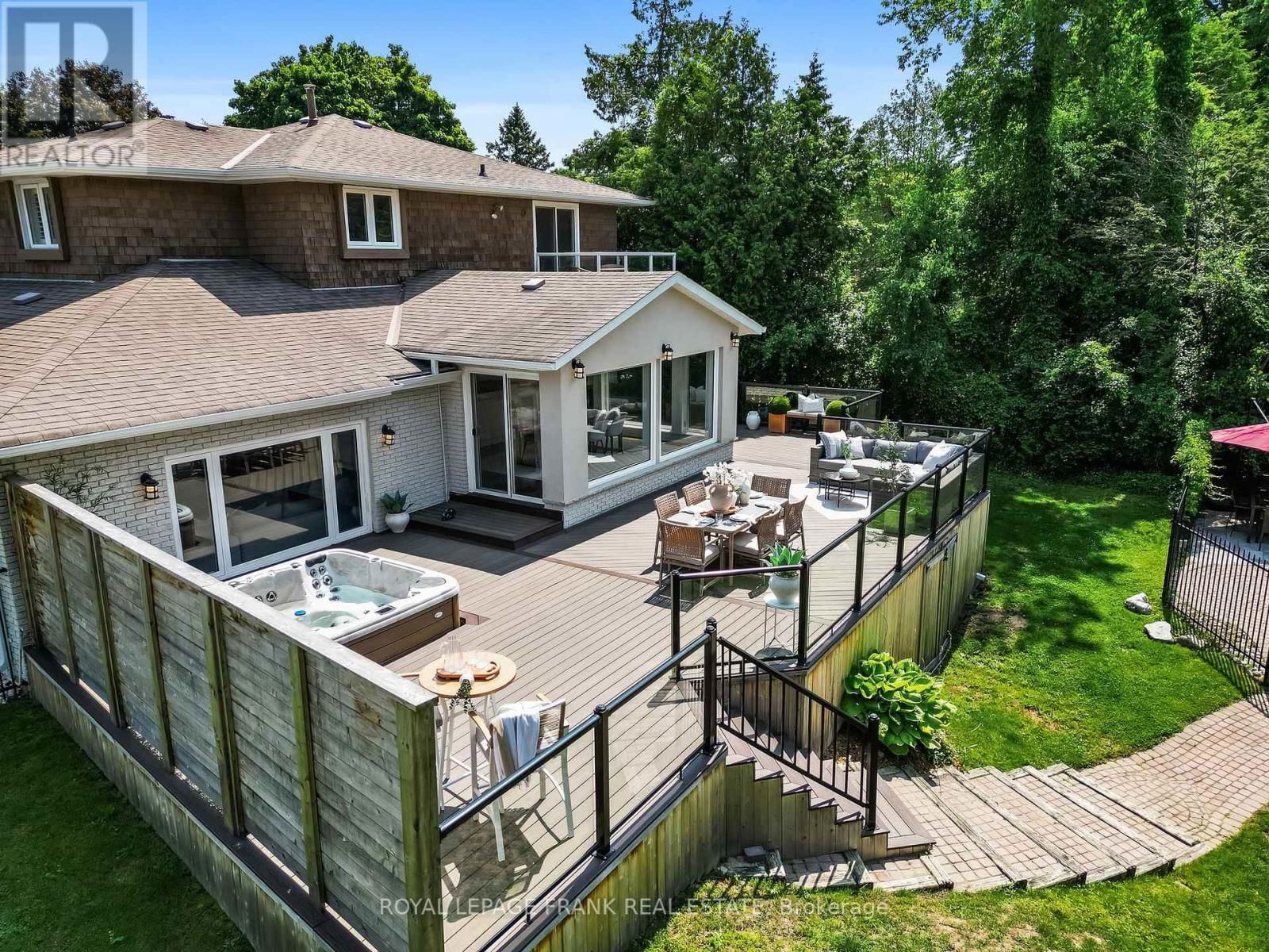 251 SHERWOOD COURT Image 40