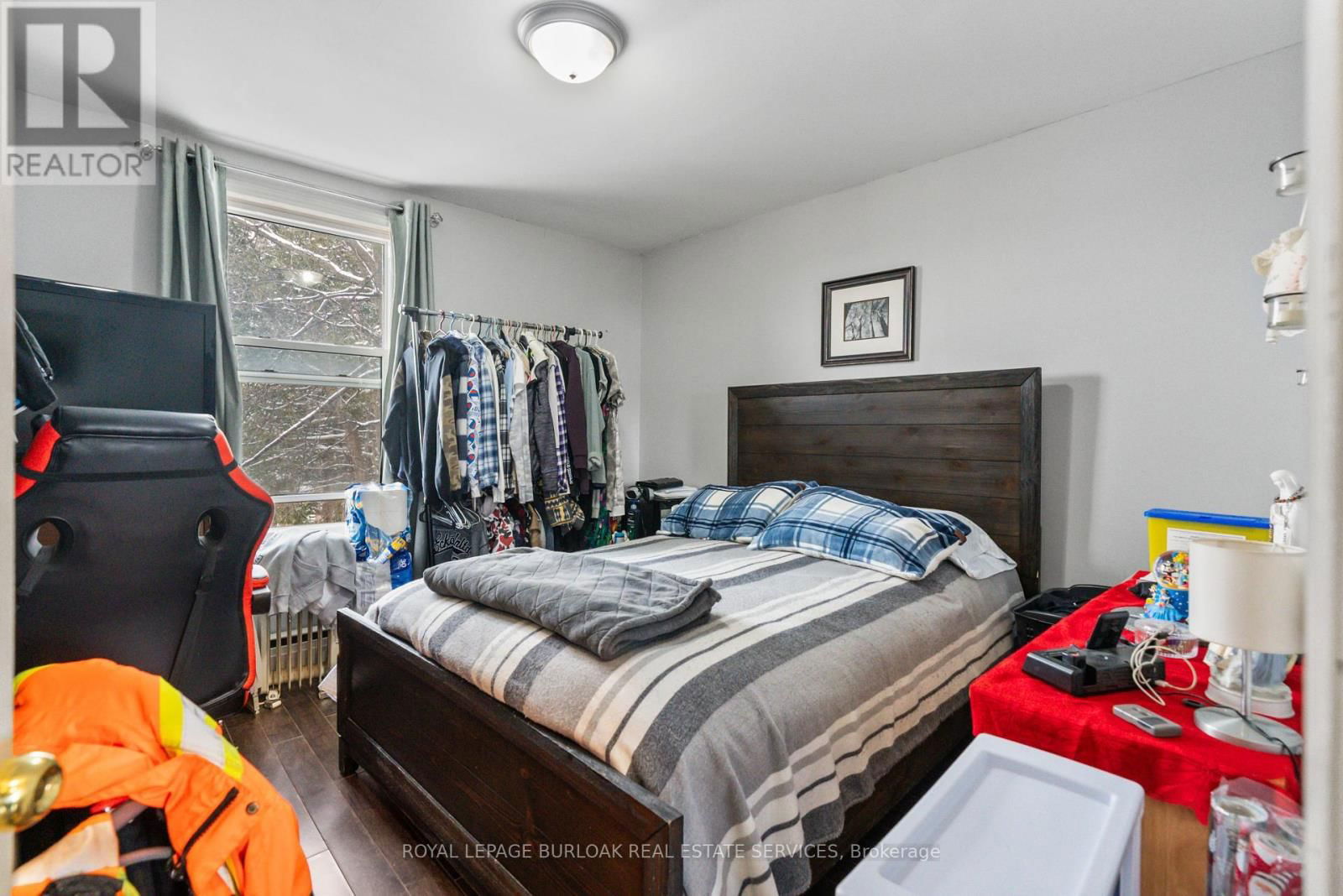191 SIMCOE STREET SOUTH Image 12