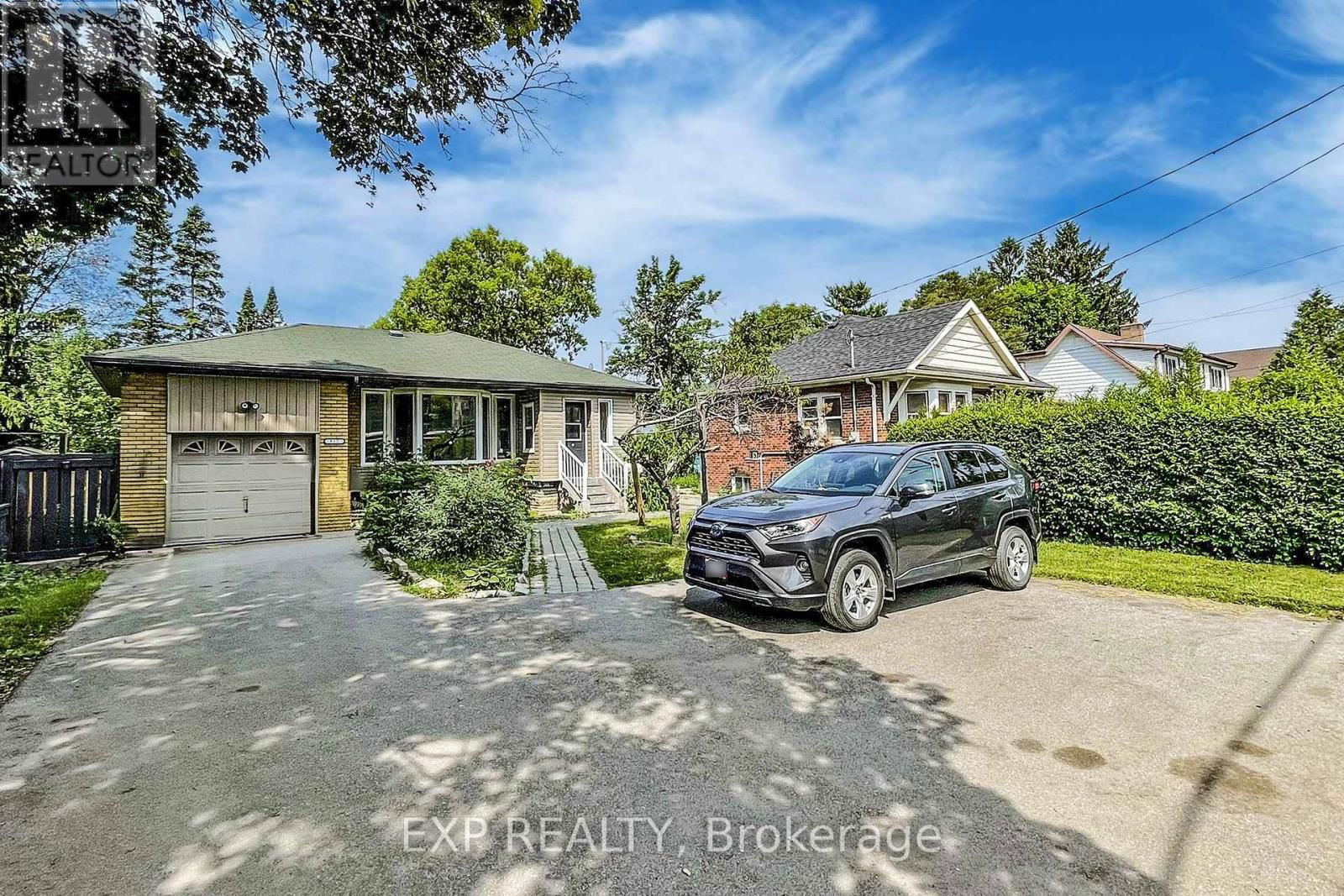 812 KENNEDY ROAD Image 1