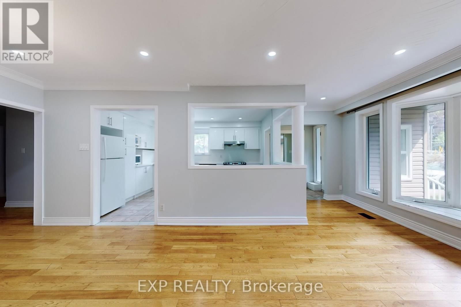 812 KENNEDY ROAD Image 10