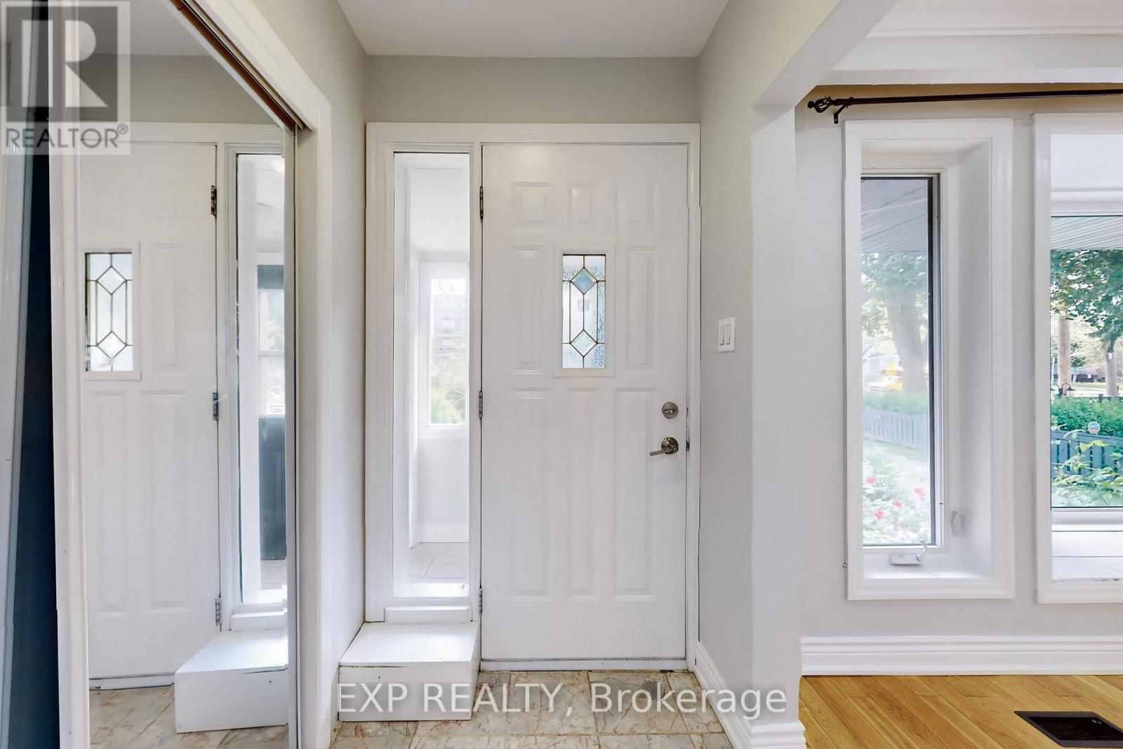 812 KENNEDY ROAD Image 17
