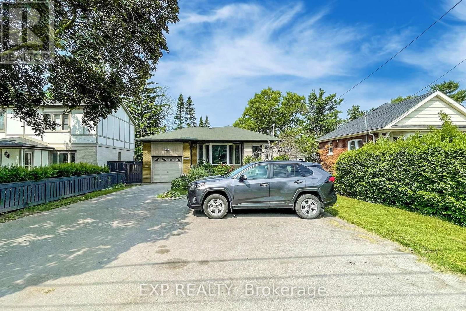 812 KENNEDY ROAD Image 2