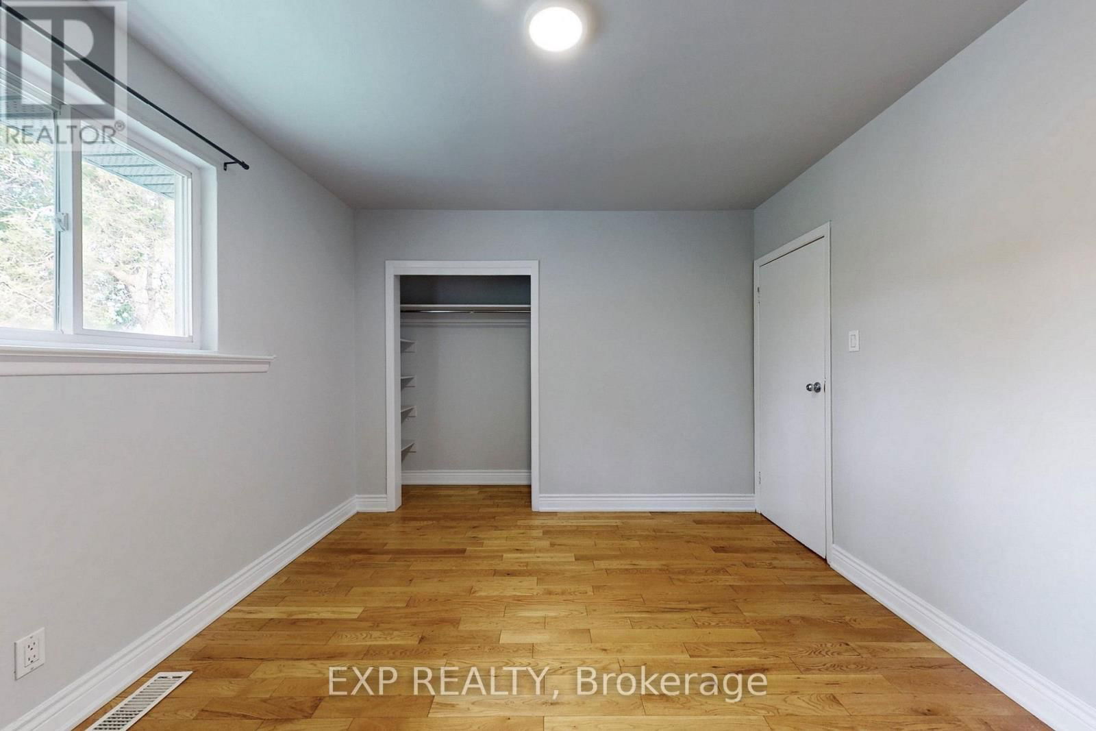 812 KENNEDY ROAD Image 20