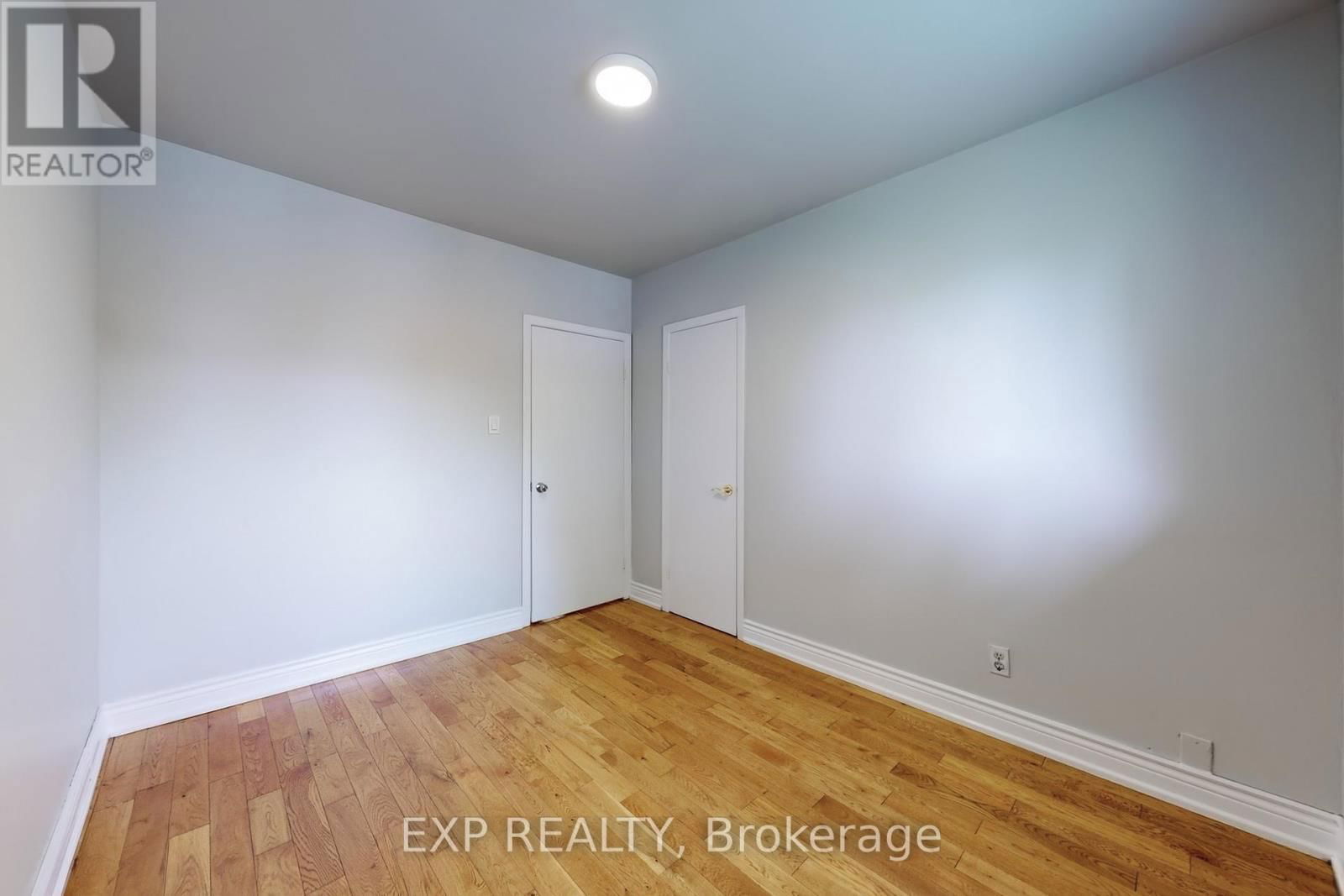 812 KENNEDY ROAD Image 24
