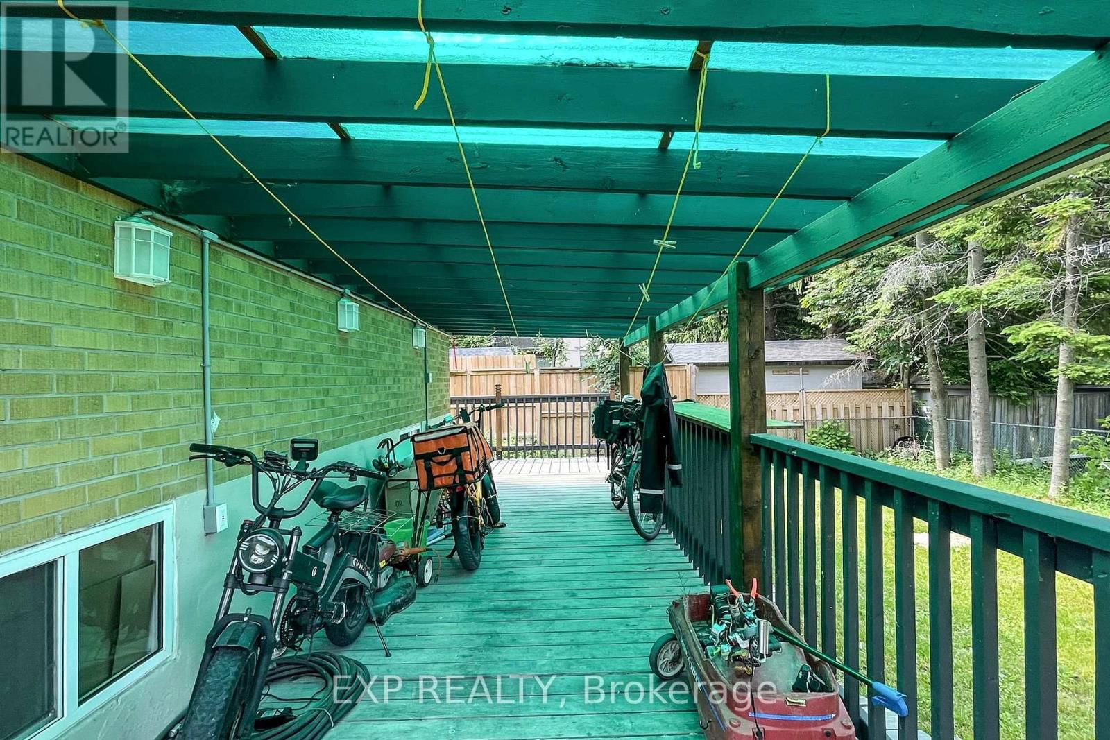 812 KENNEDY ROAD Image 45