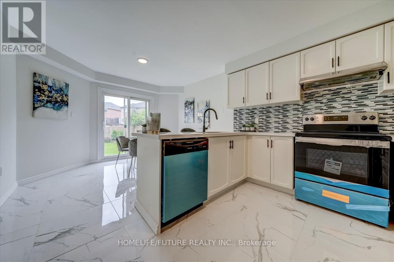 14 KNOTTY PINE DRIVE Image 9