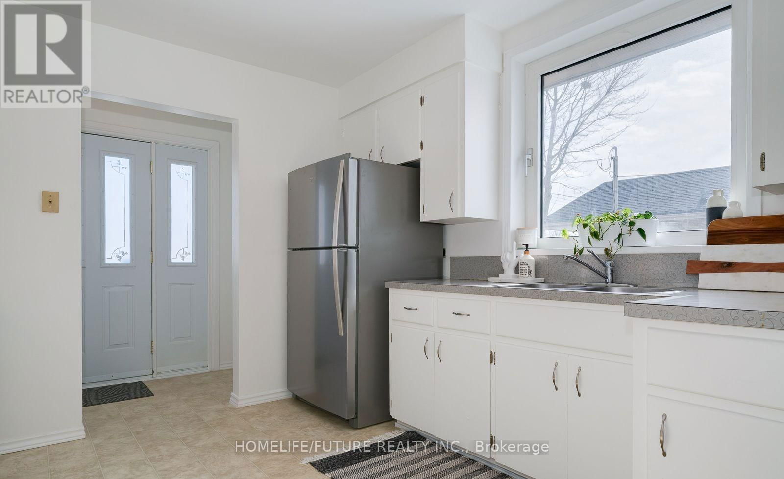 Main - 20 ARNHAM ROAD Image 9