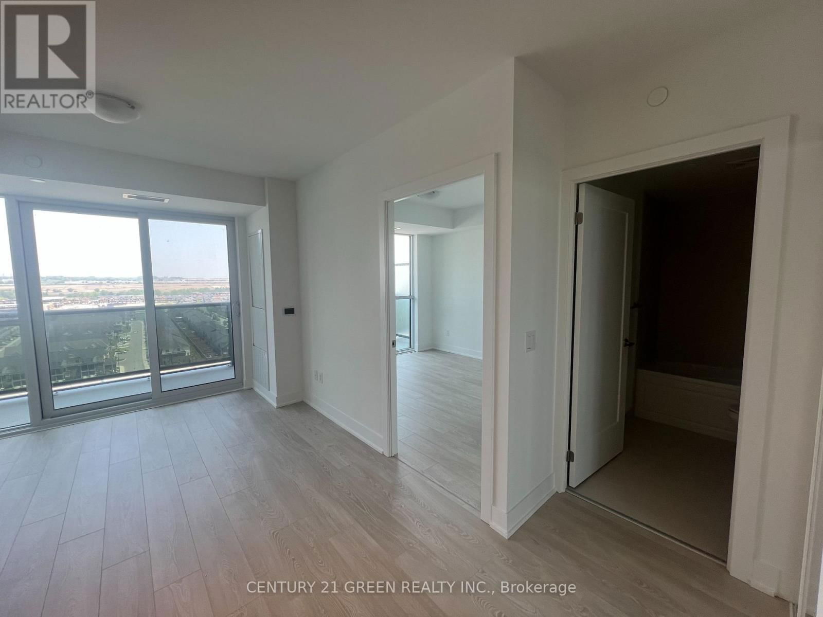 1621 - 2545 SIMCOE STREET NORTH Image 7