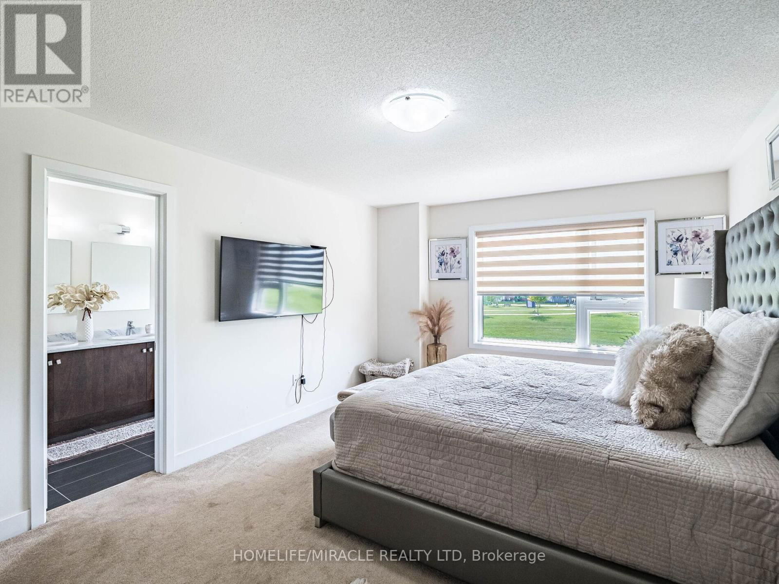 28 DONALD FLEMING WAY Image 30