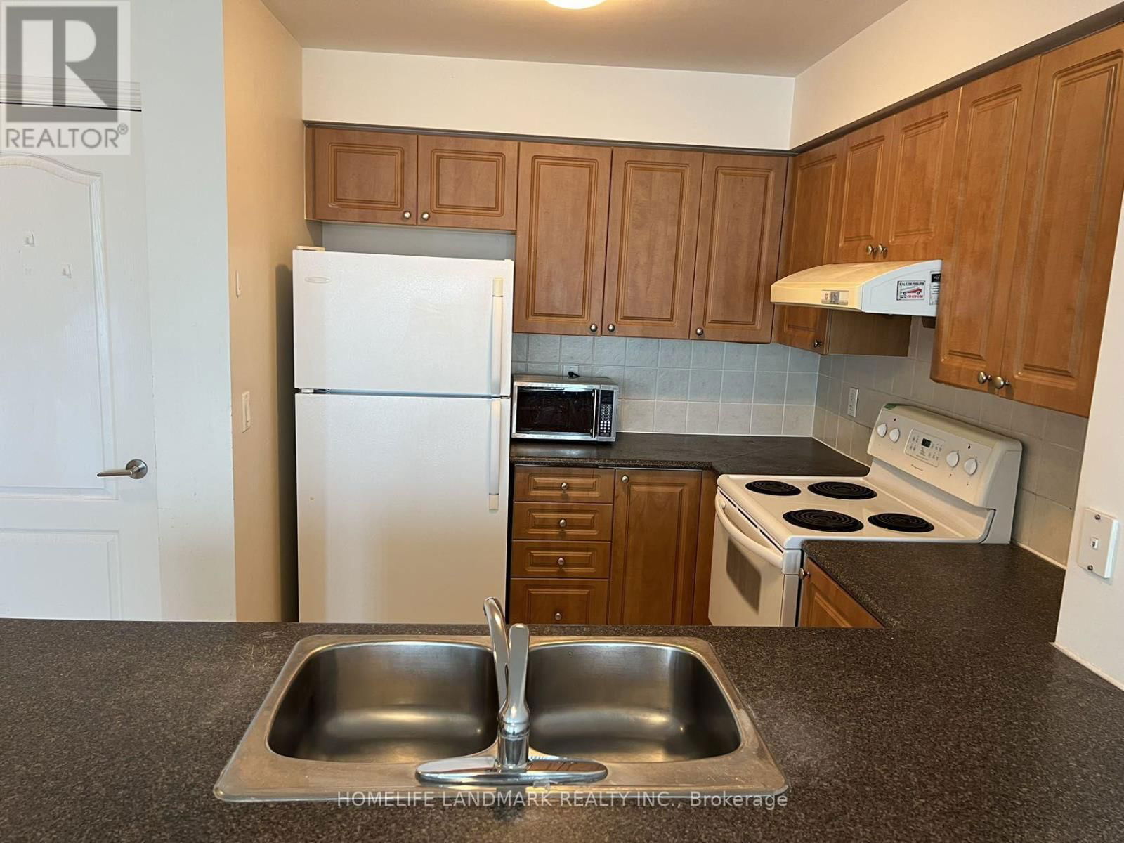 1209 - 60 BRIAN HARRISON WAY Image 10