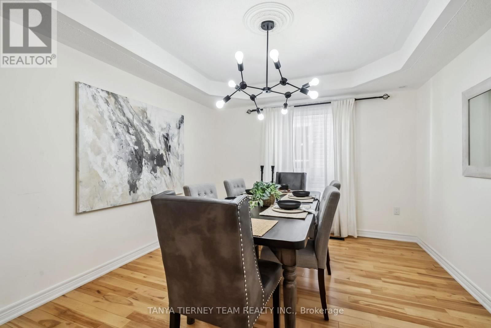 8 NATHAN AVENUE Image 10