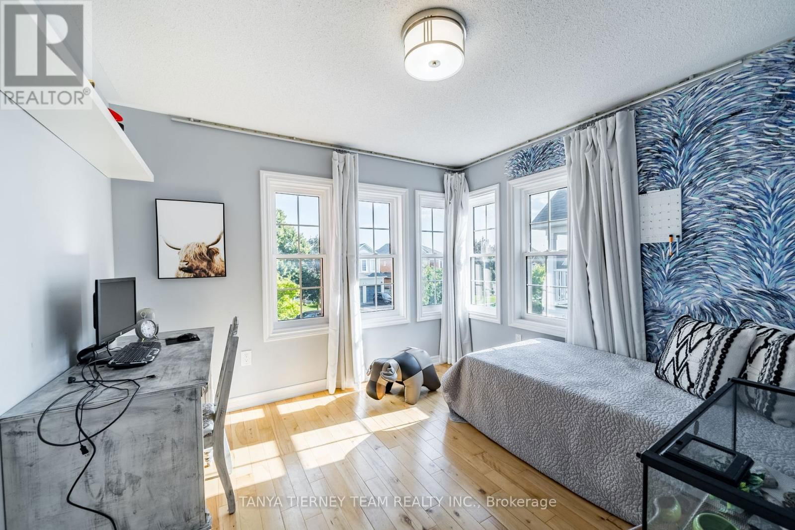 8 NATHAN AVENUE Image 28