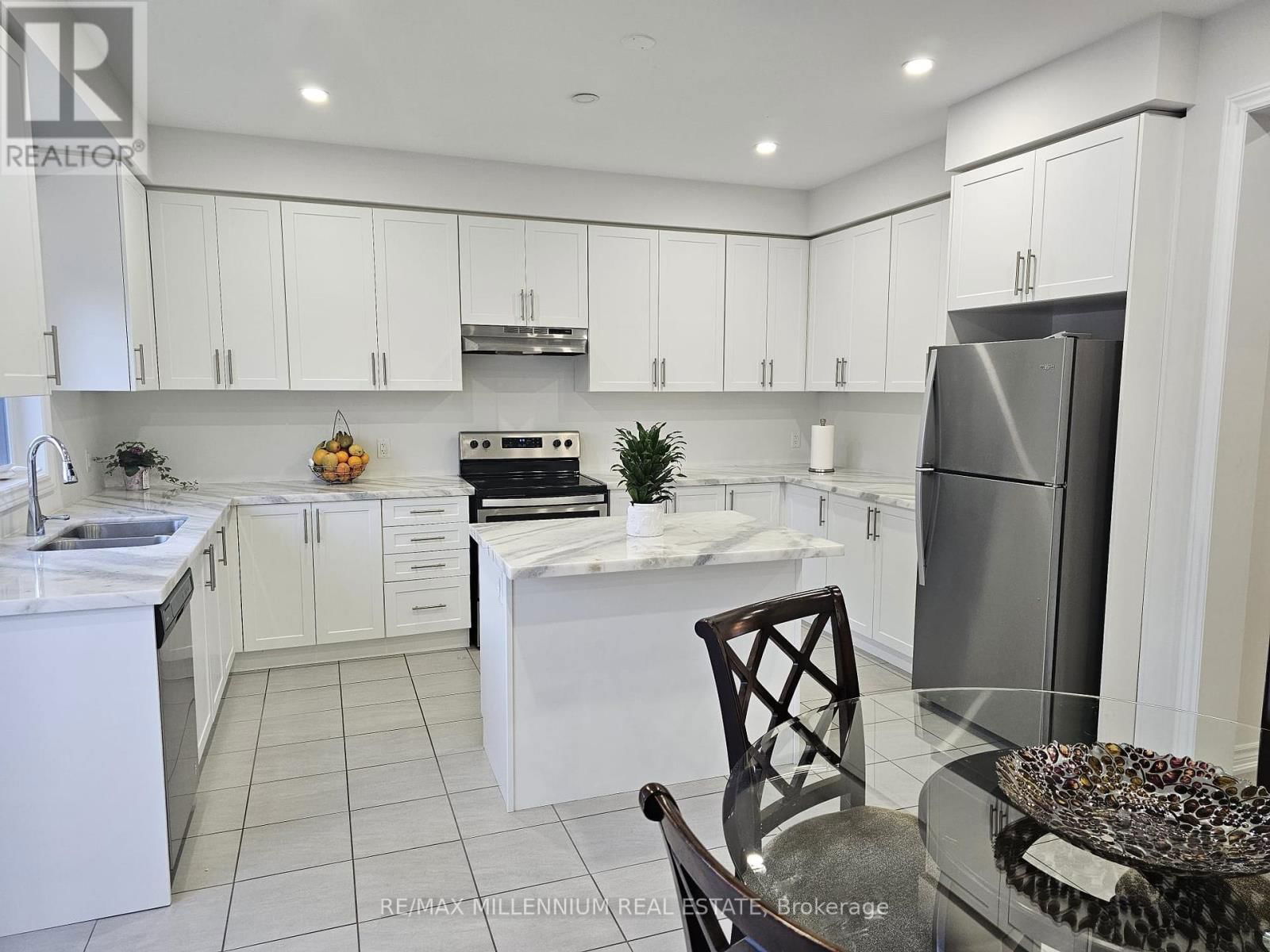 139 CROMBIE STREET Image 13