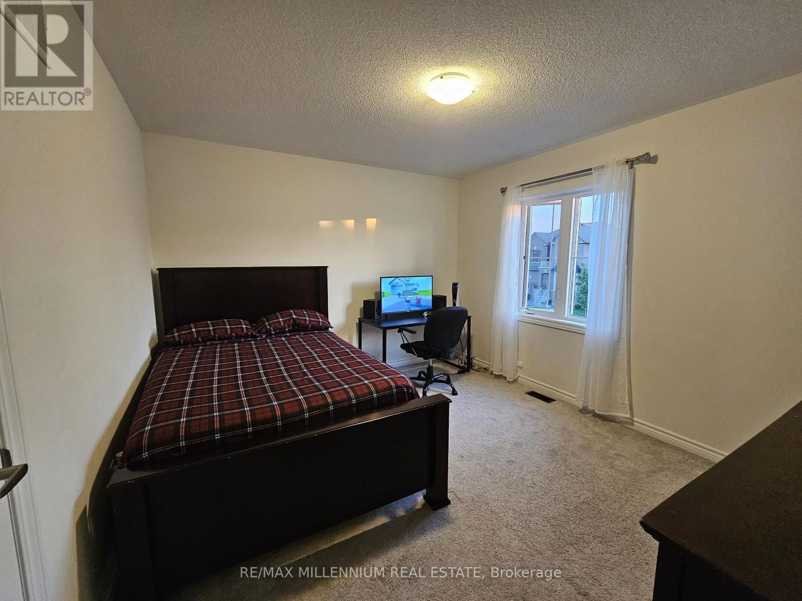 139 CROMBIE STREET Image 32
