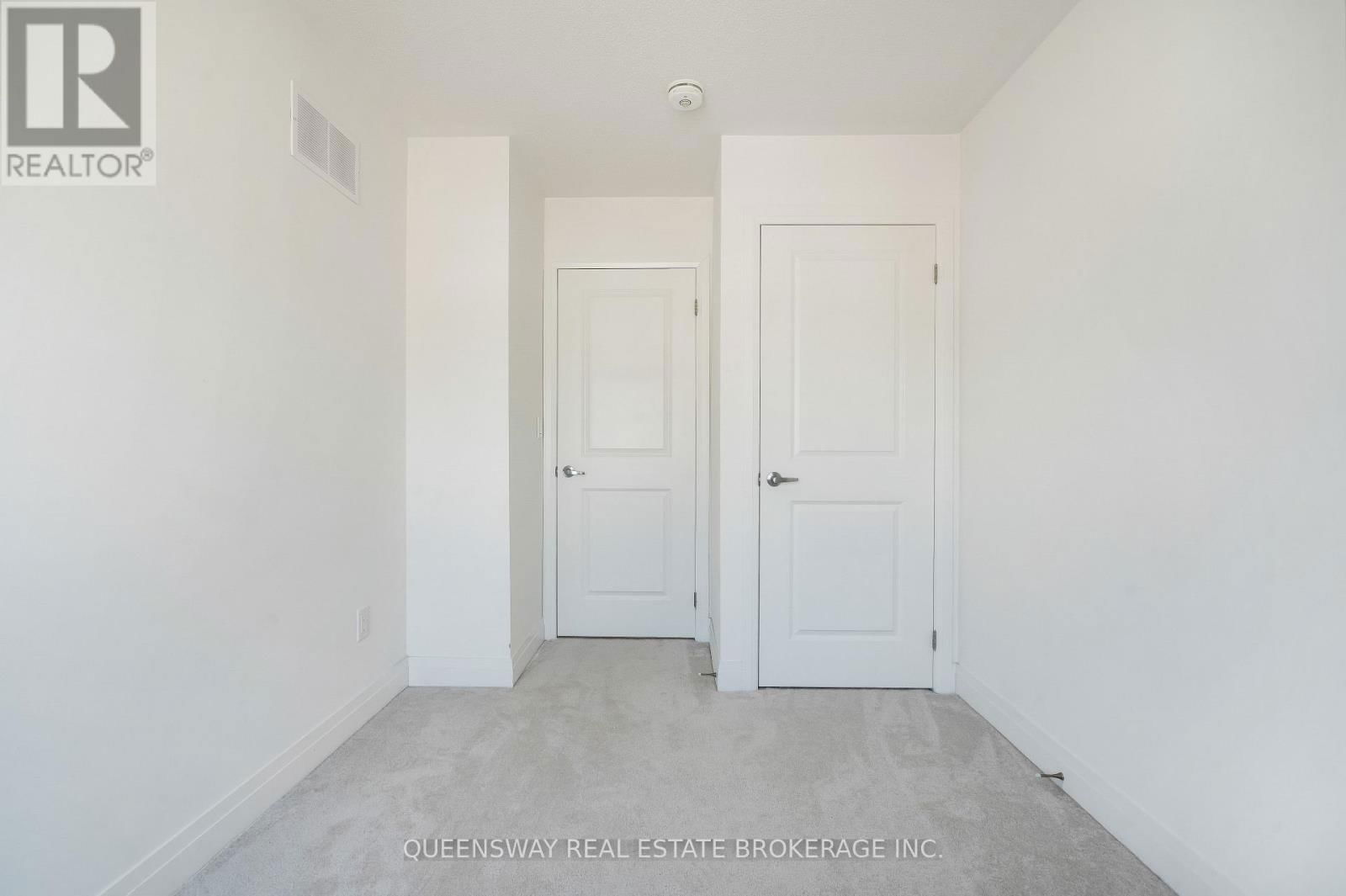 71 WATERSIDE WAY Image 21