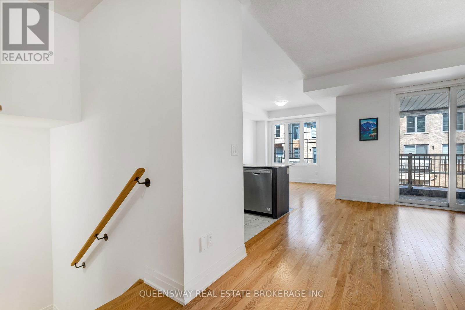 71 WATERSIDE WAY Image 5