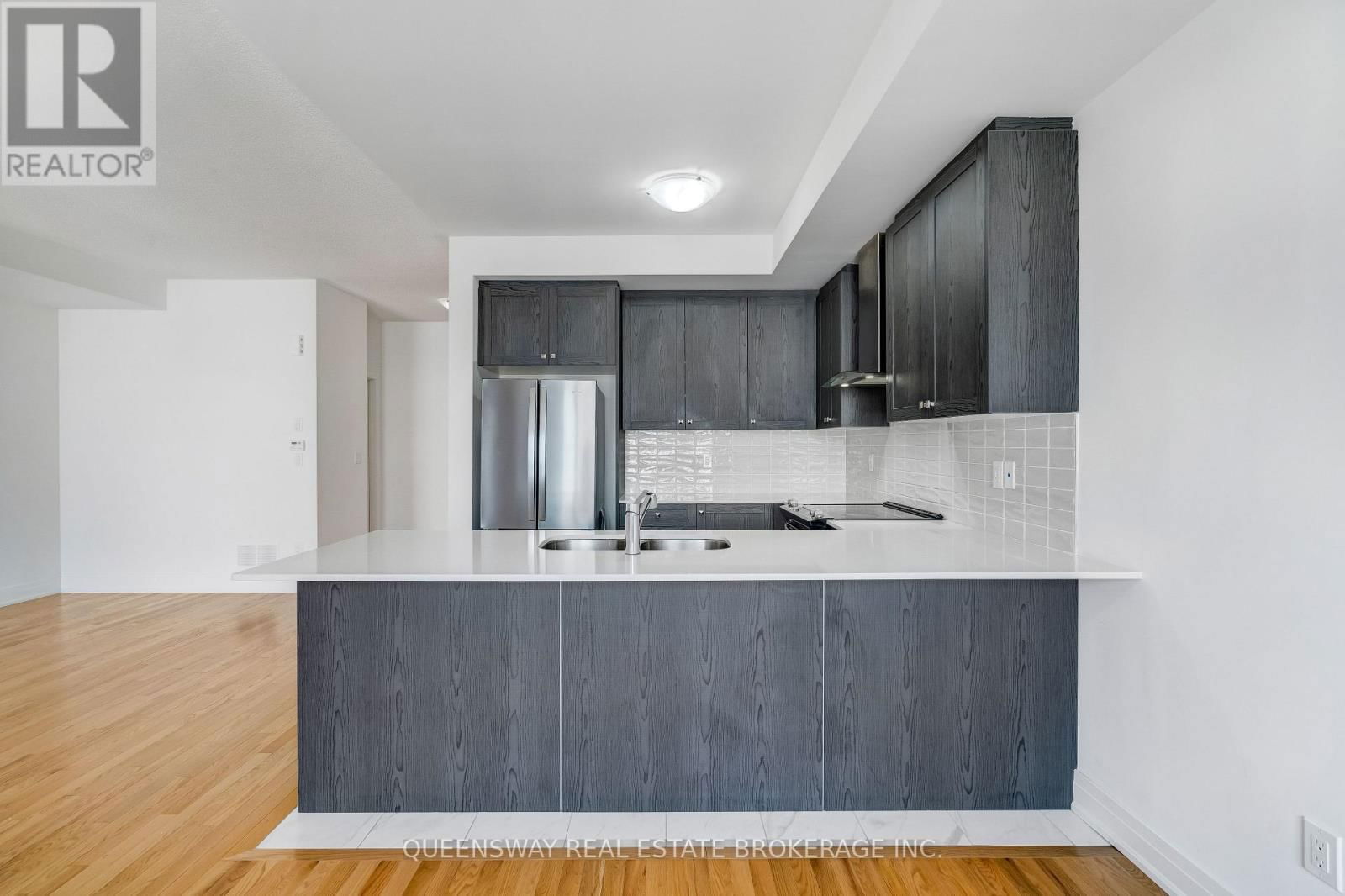 71 WATERSIDE WAY Image 6