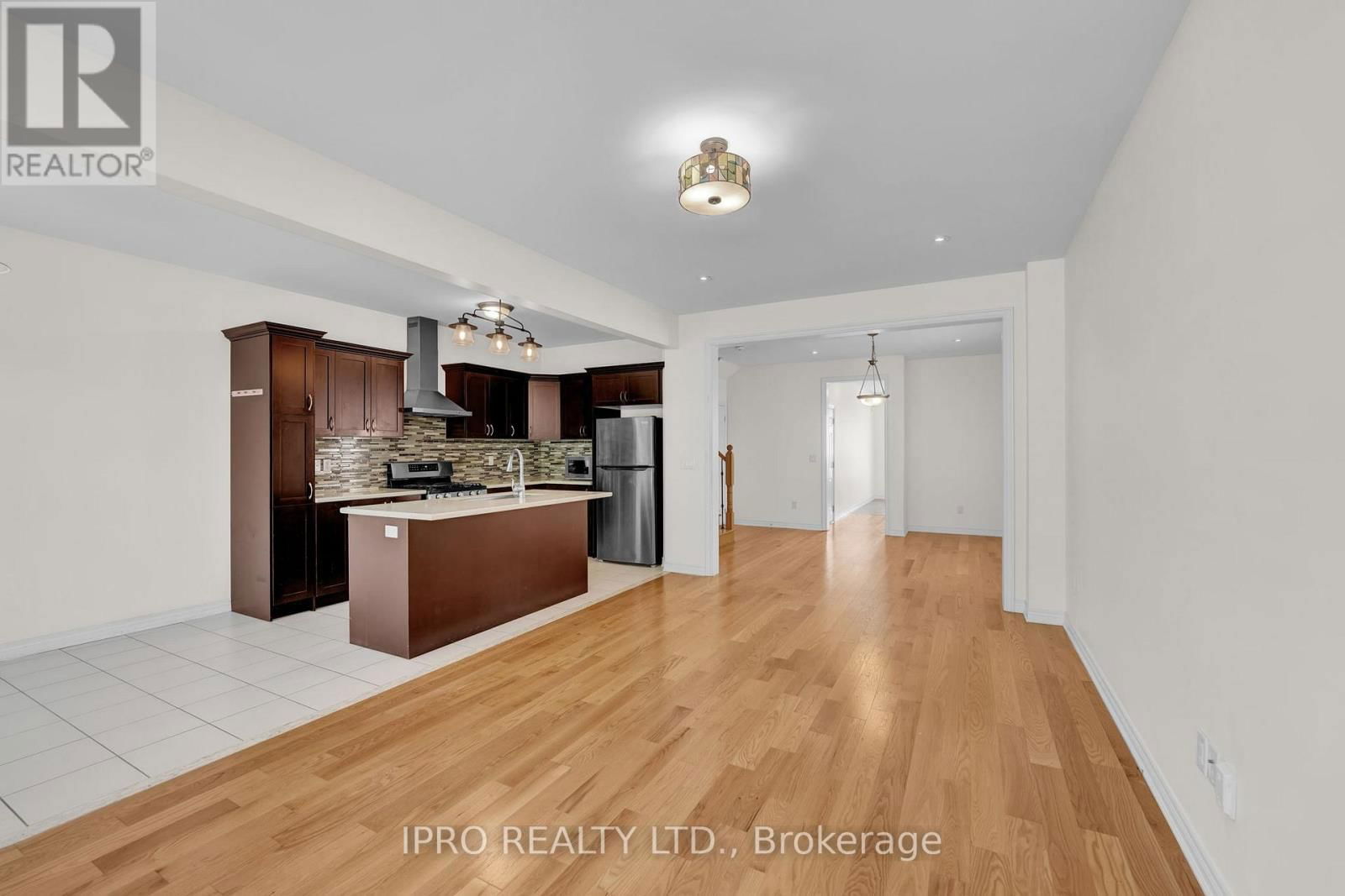 128 BRIDLEWOOD BOULEVARD Image 14