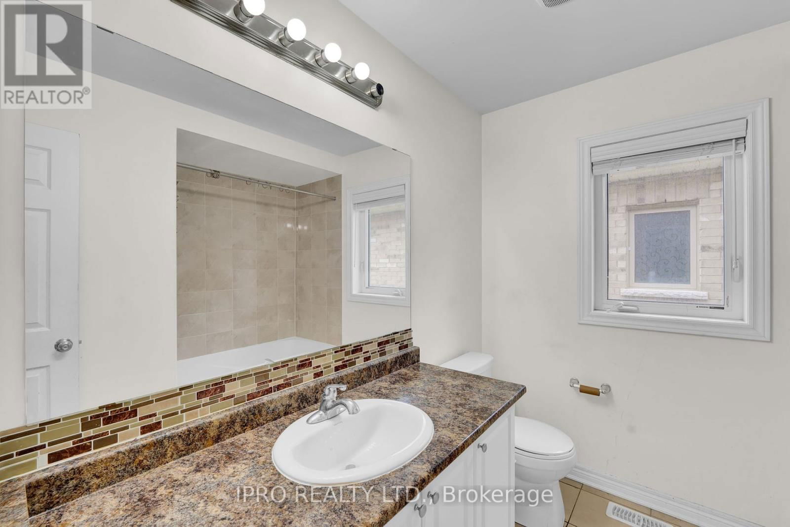 128 BRIDLEWOOD BOULEVARD Image 30