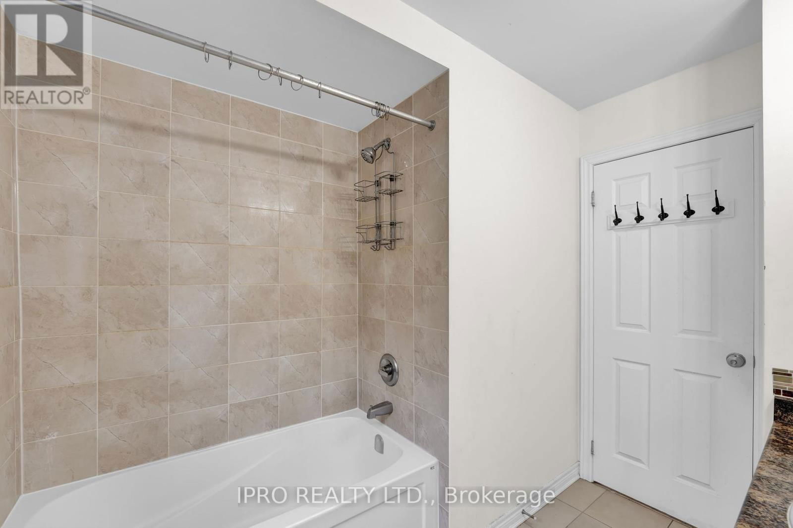 128 BRIDLEWOOD BOULEVARD Image 31