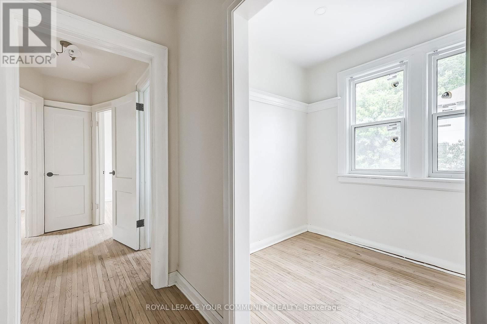 1 - 44 WINEVA AVENUE Image 18