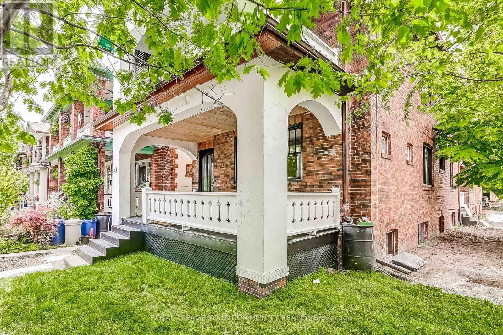 1 - 44 WINEVA AVENUE Image 3