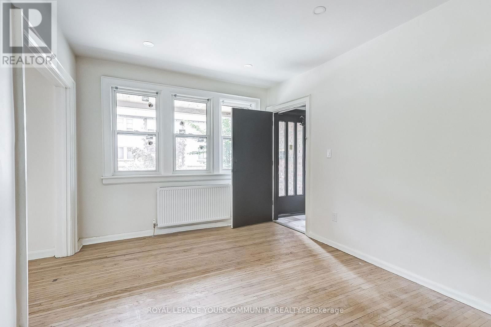 1 - 44 WINEVA AVENUE Image 5