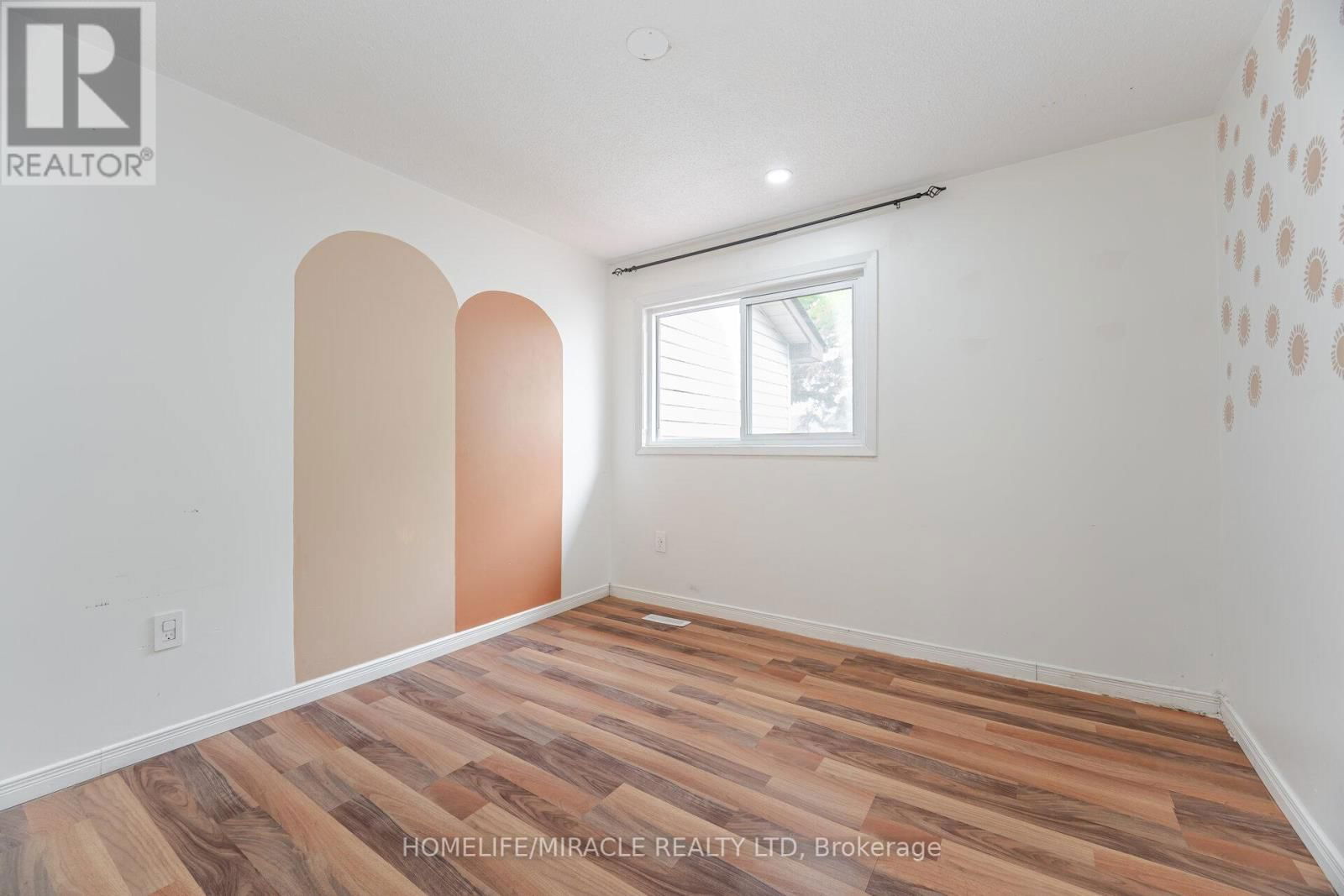 1659 DREYBER COURT Image 36