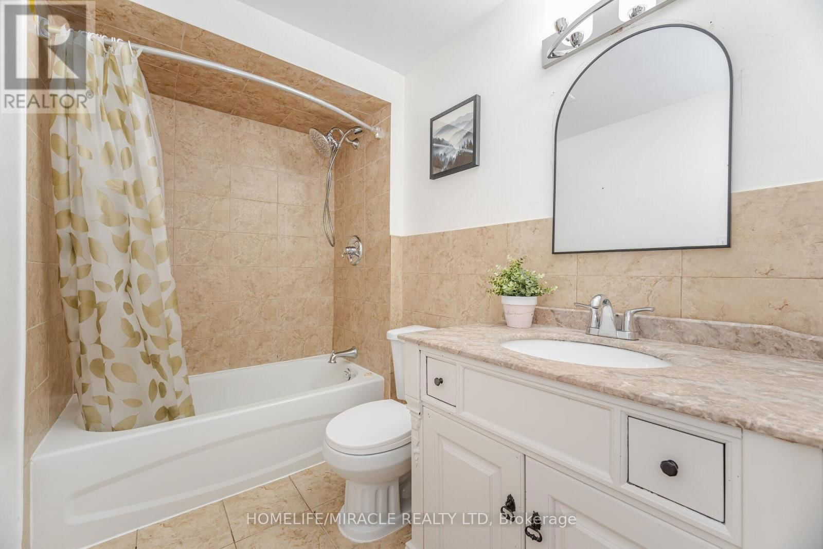 1659 DREYBER COURT Image 38