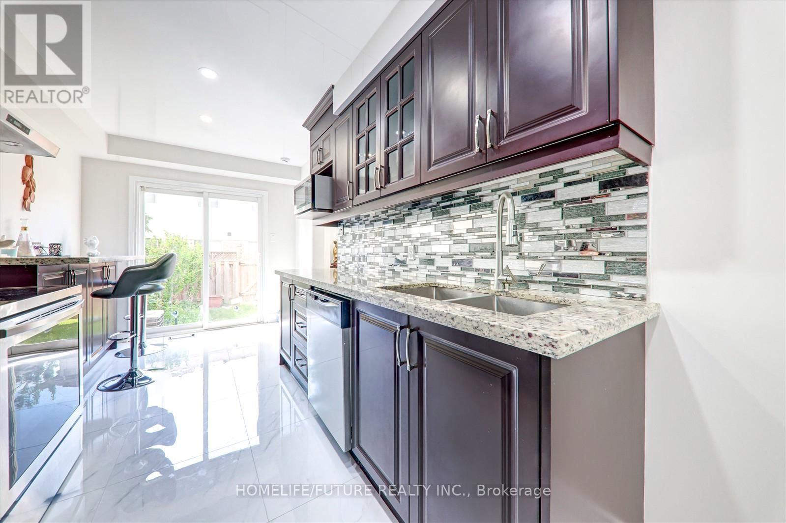 11 - 401 SEWELLS ROAD Image 10
