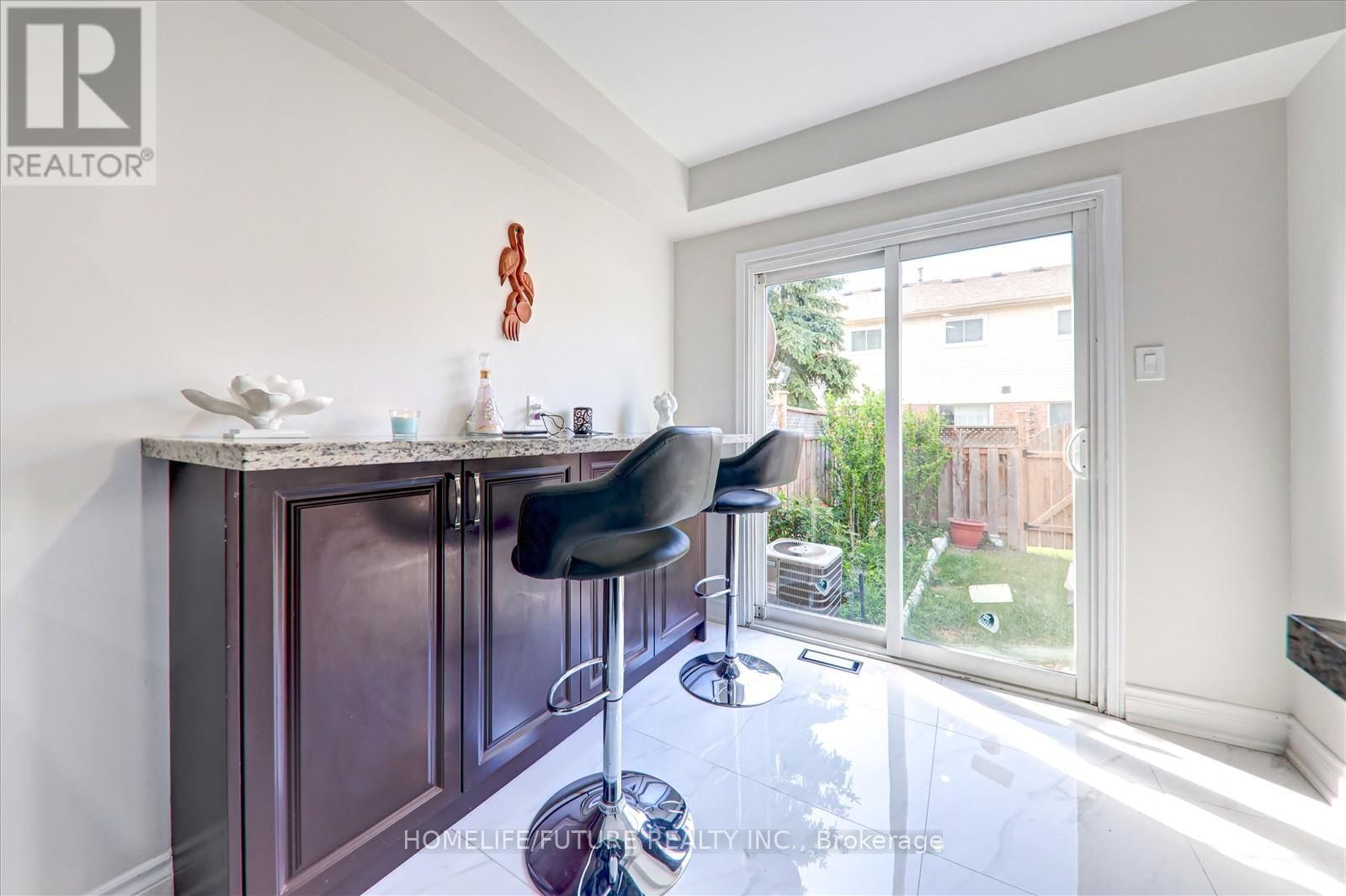 11 - 401 SEWELLS ROAD Image 11