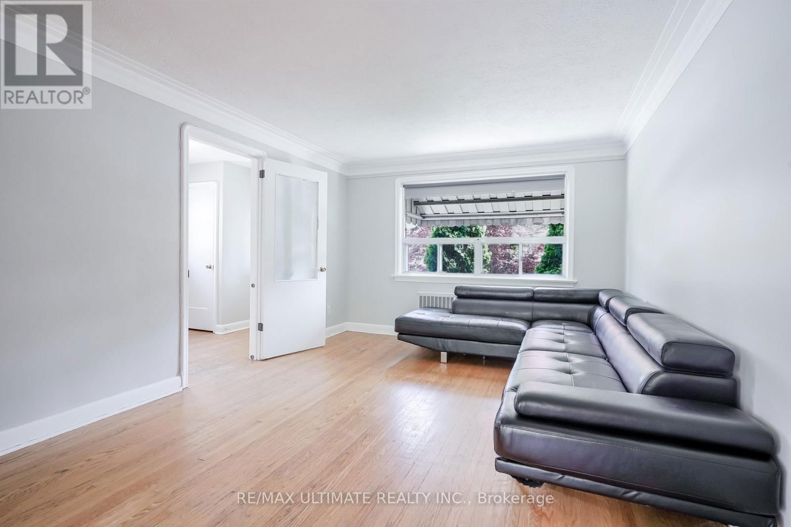 MAIN - 152 WESTBOURNE AVENUE Image 7