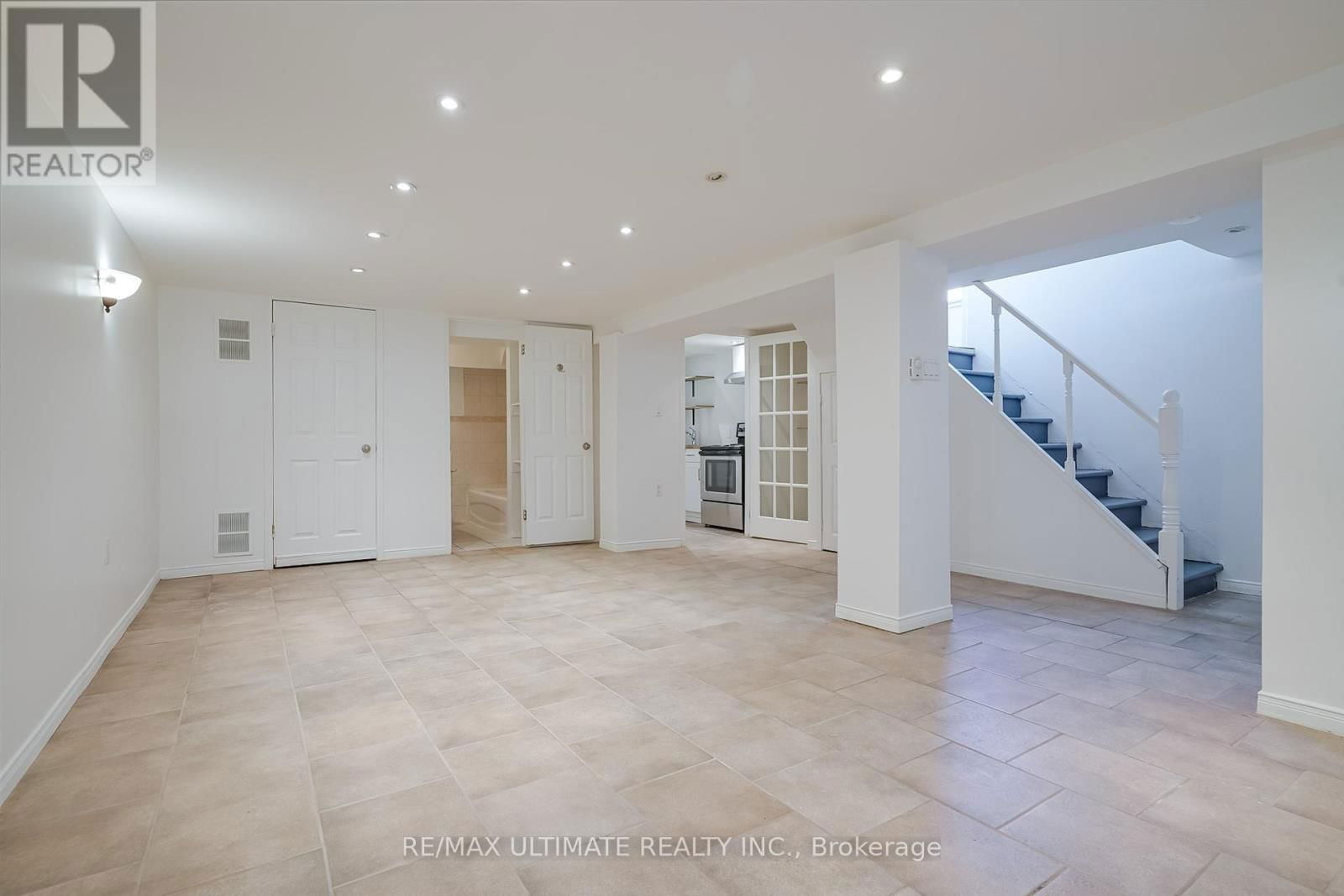Lower - 152 WESTBOURNE AVENUE Image 6