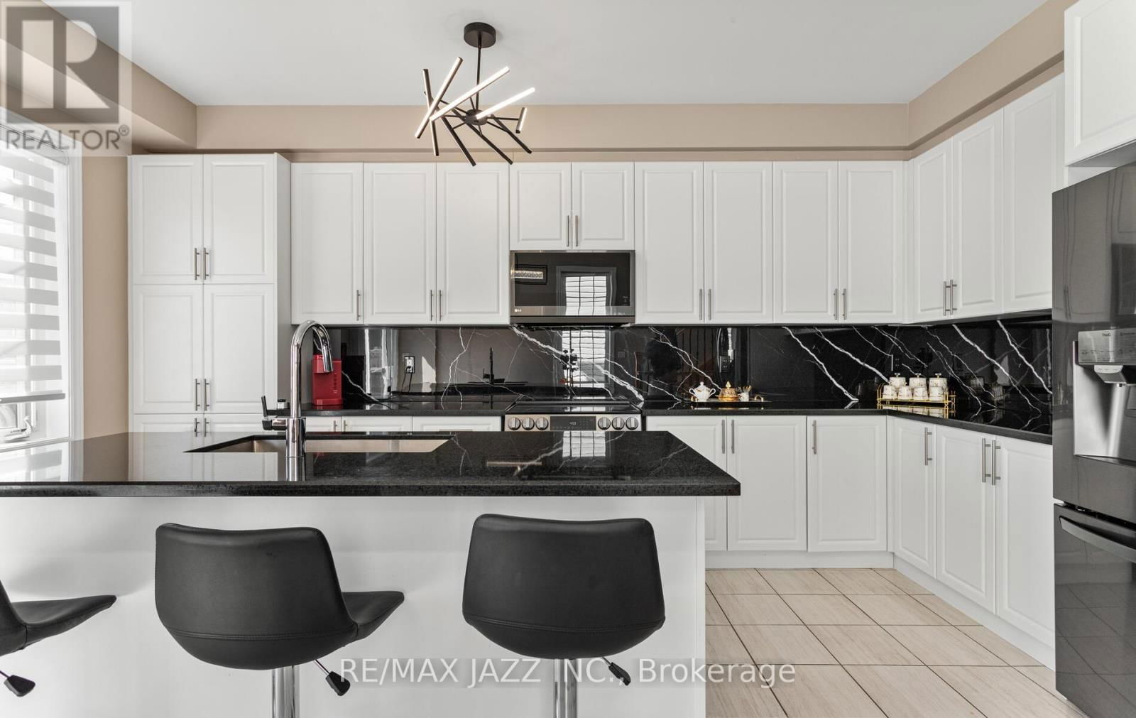 87 HONEY CRISP LANE Image 14
