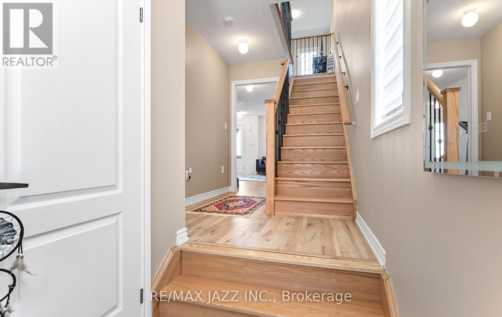 87 HONEY CRISP LANE Image 6