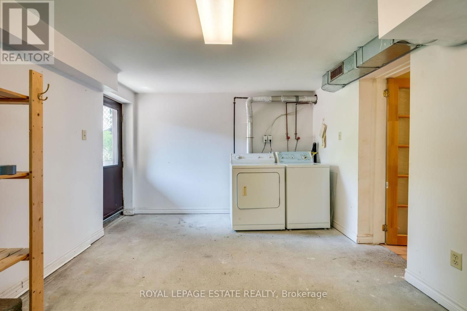 54 KENILWORTH AVENUE Image 38