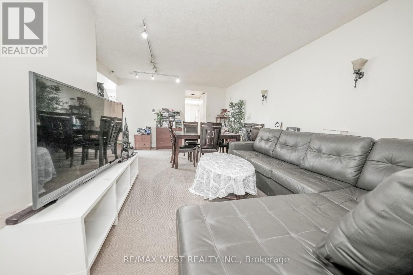 608 - 1470 MIDLAND AVENUE Image 12