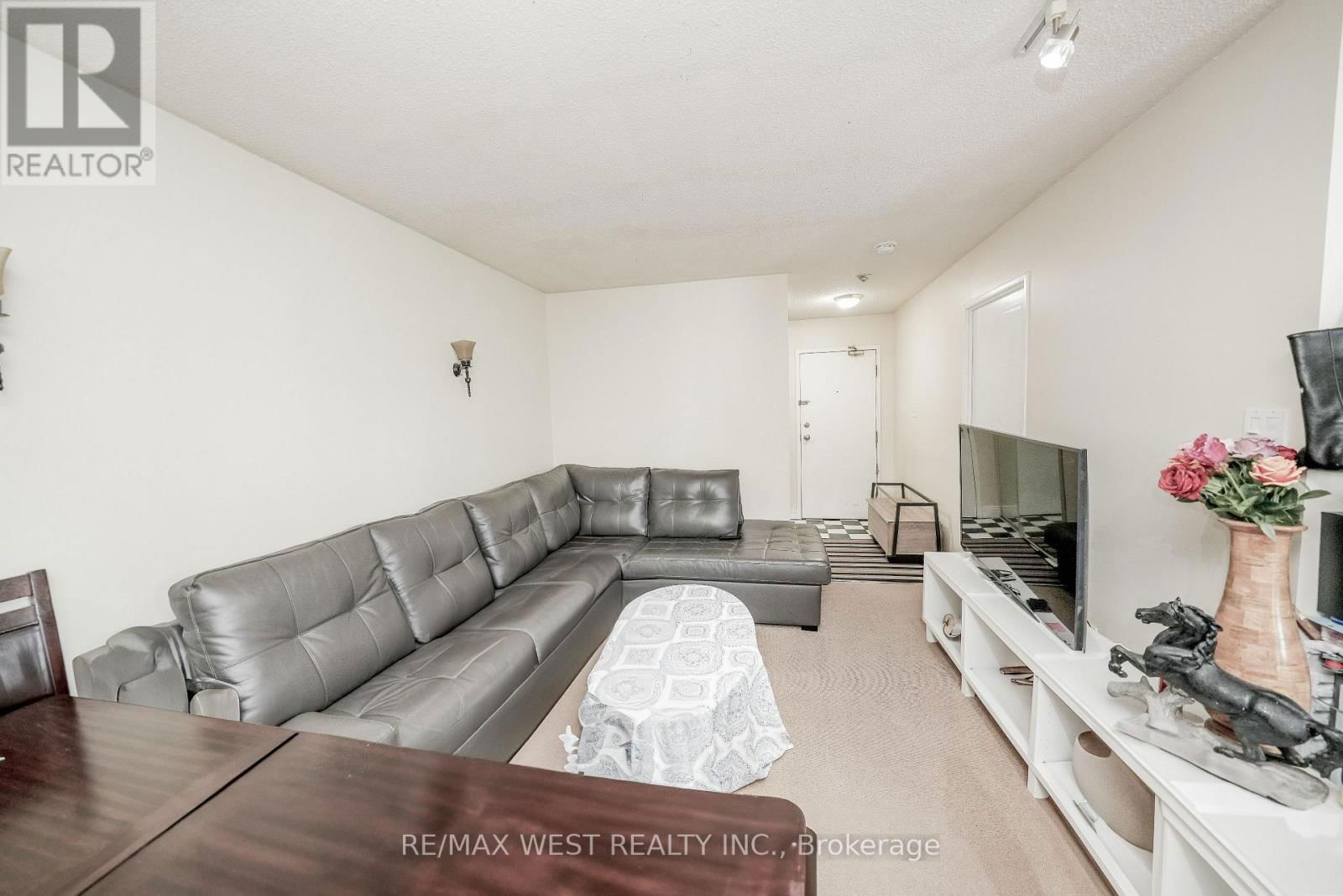 608 - 1470 MIDLAND AVENUE Image 13