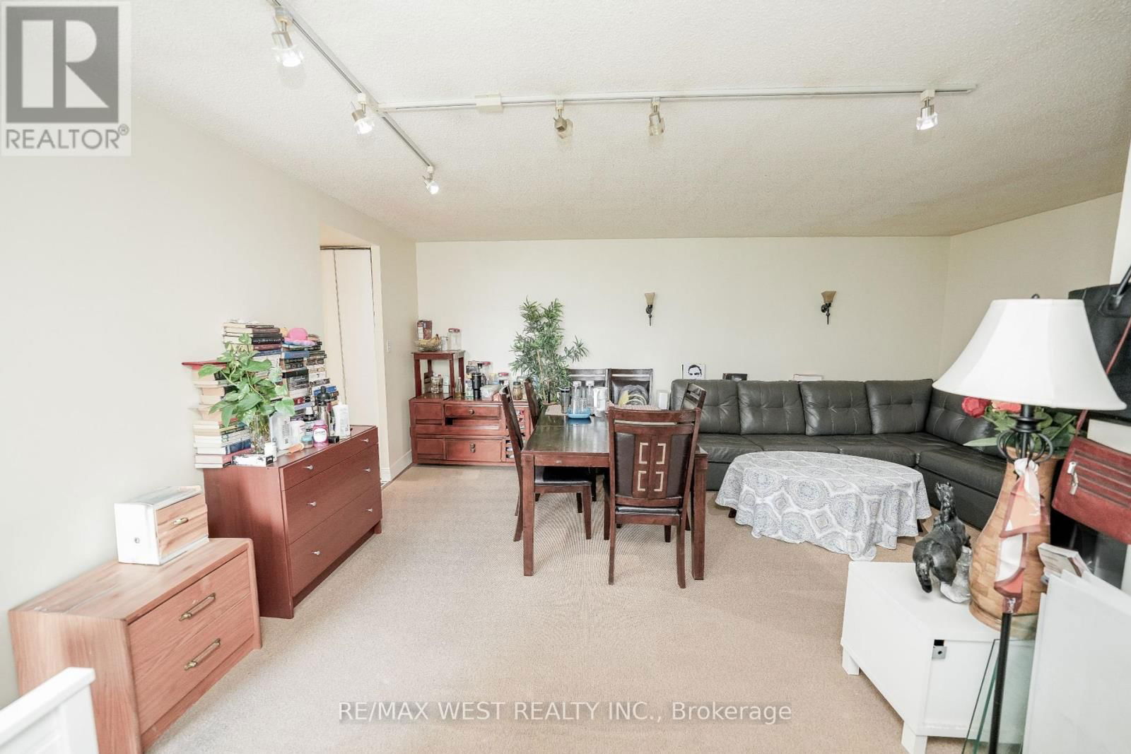 608 - 1470 MIDLAND AVENUE Image 14