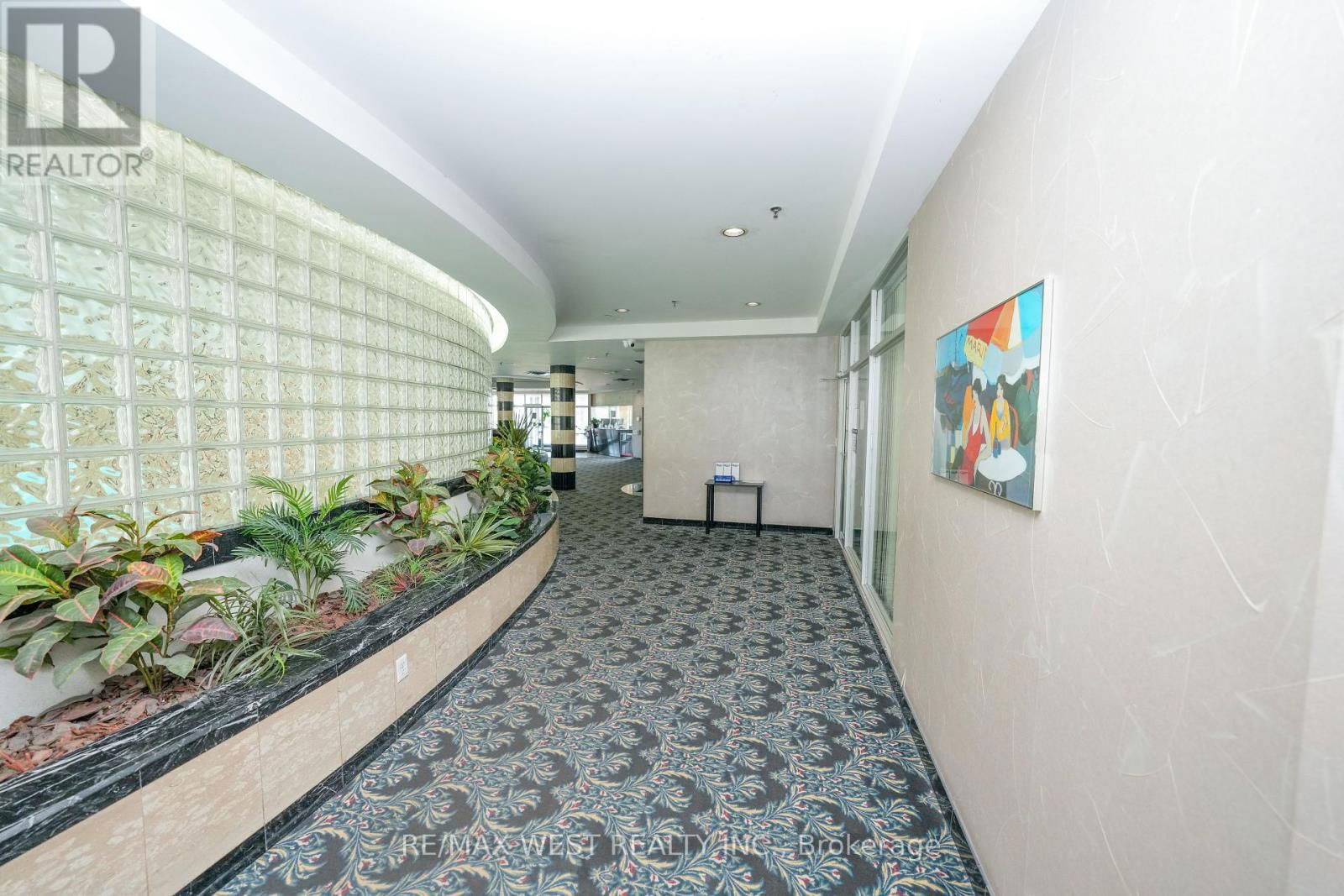 608 - 1470 MIDLAND AVENUE Image 32