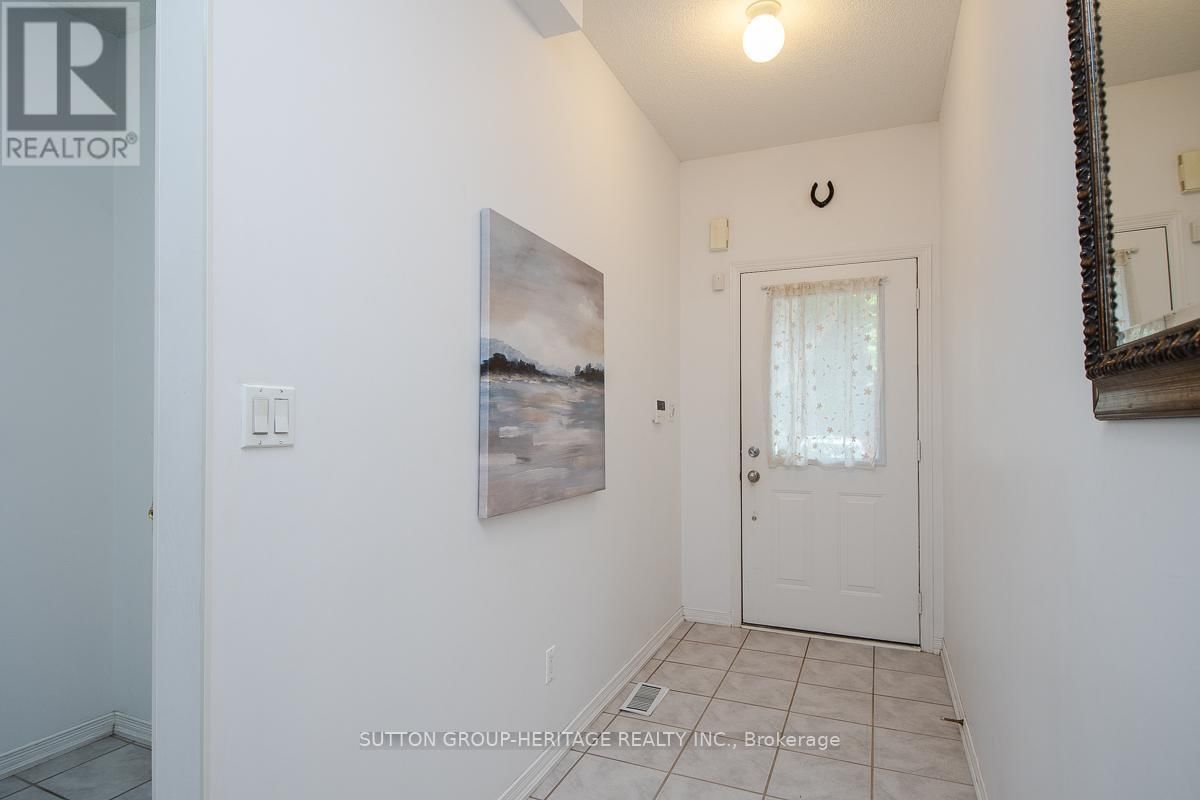 26 FILMIC LANE Image 10