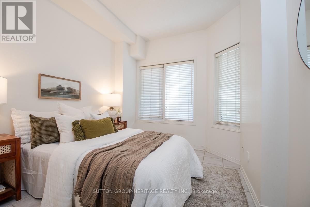 26 FILMIC LANE Image 14