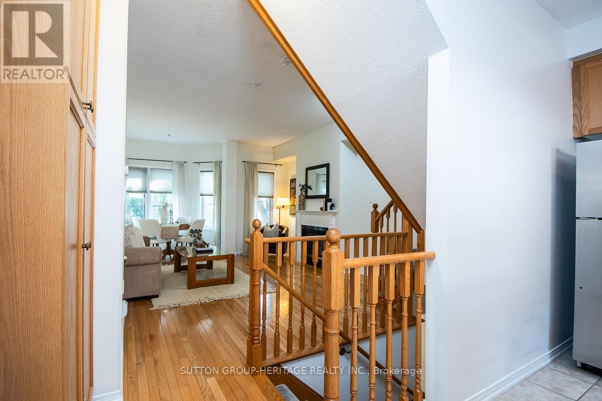 26 FILMIC LANE Image 17