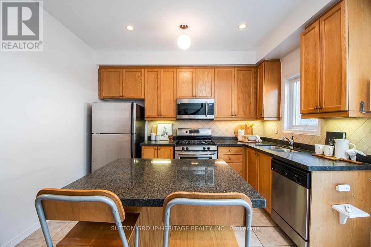 26 FILMIC LANE Image 22