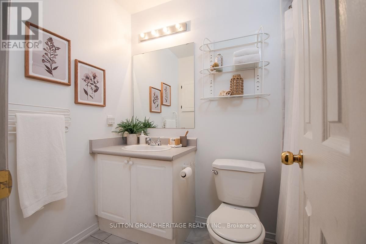 26 FILMIC LANE Image 41